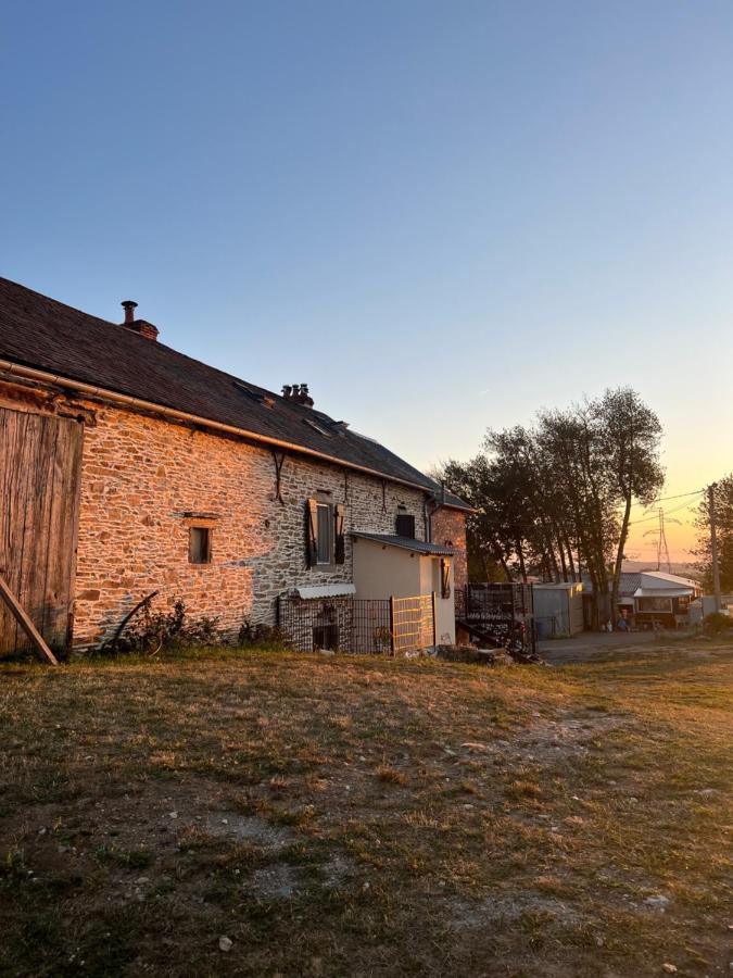 Tout Au Bout Du Chemin Hotel Réquista Екстериор снимка